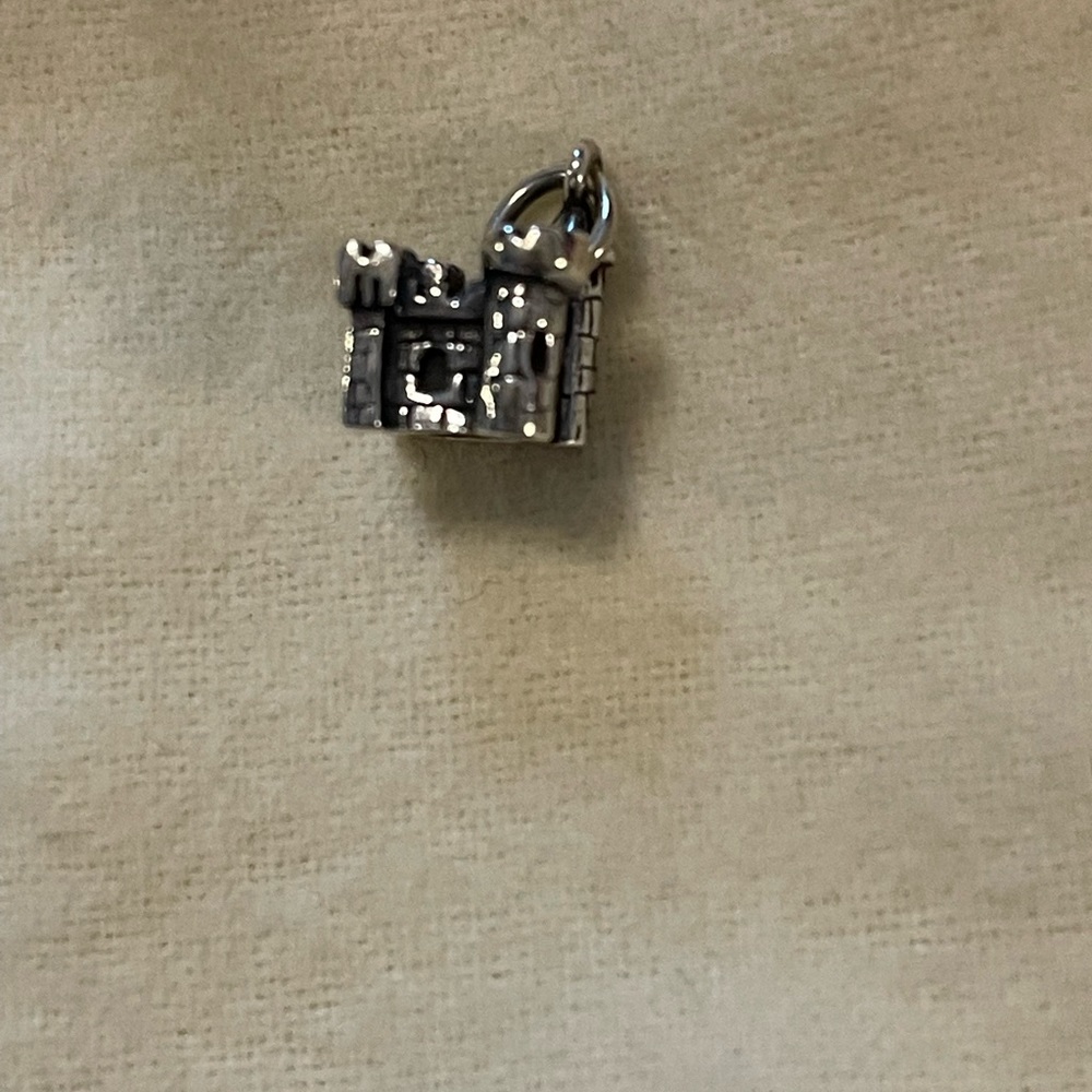 James Avery retired Sandcastle charm/ NWOT!